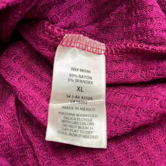 Ava James V-Neck Sweater, Nwt - Picture 6 of 6